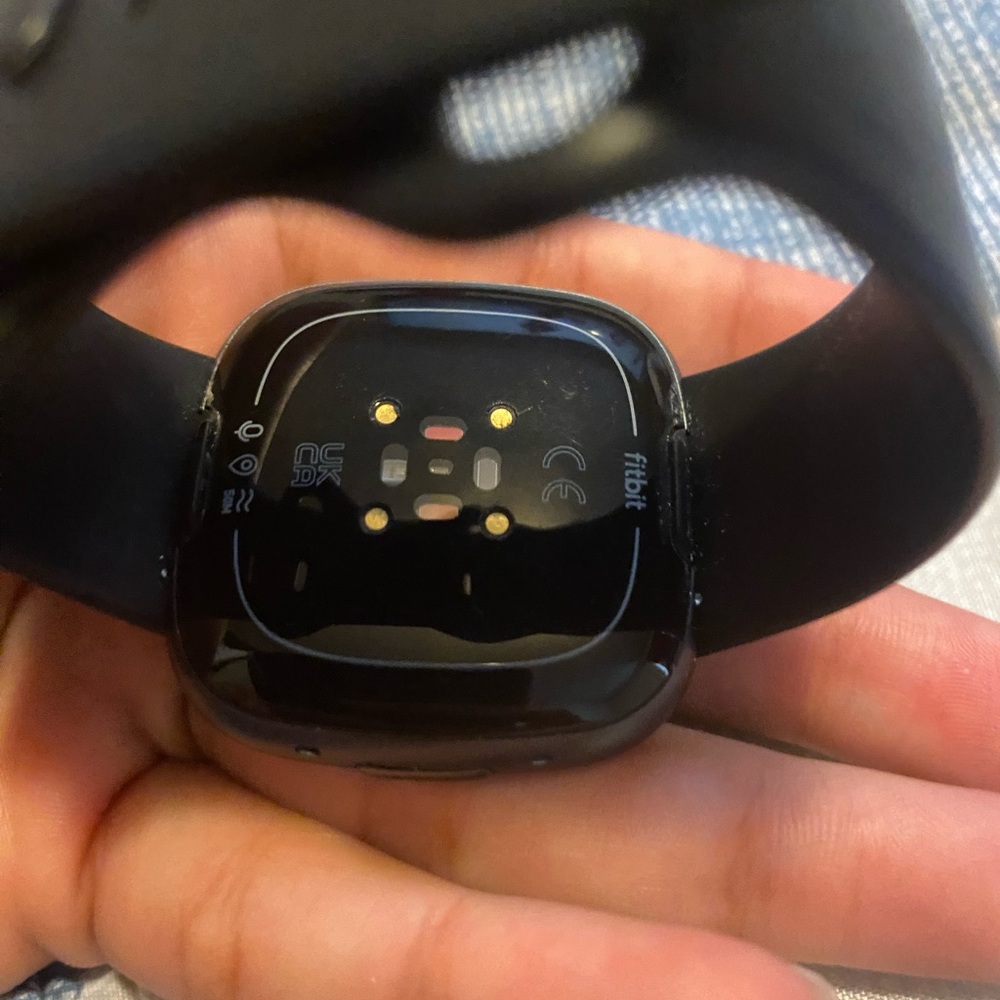 Fitbit - Picture 2 of 3